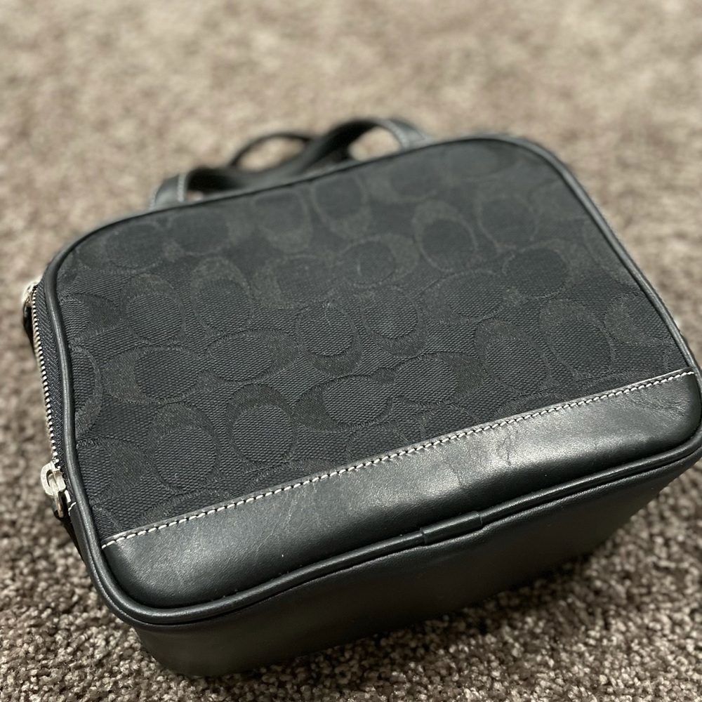 COACH bag - Picture 2 of 2